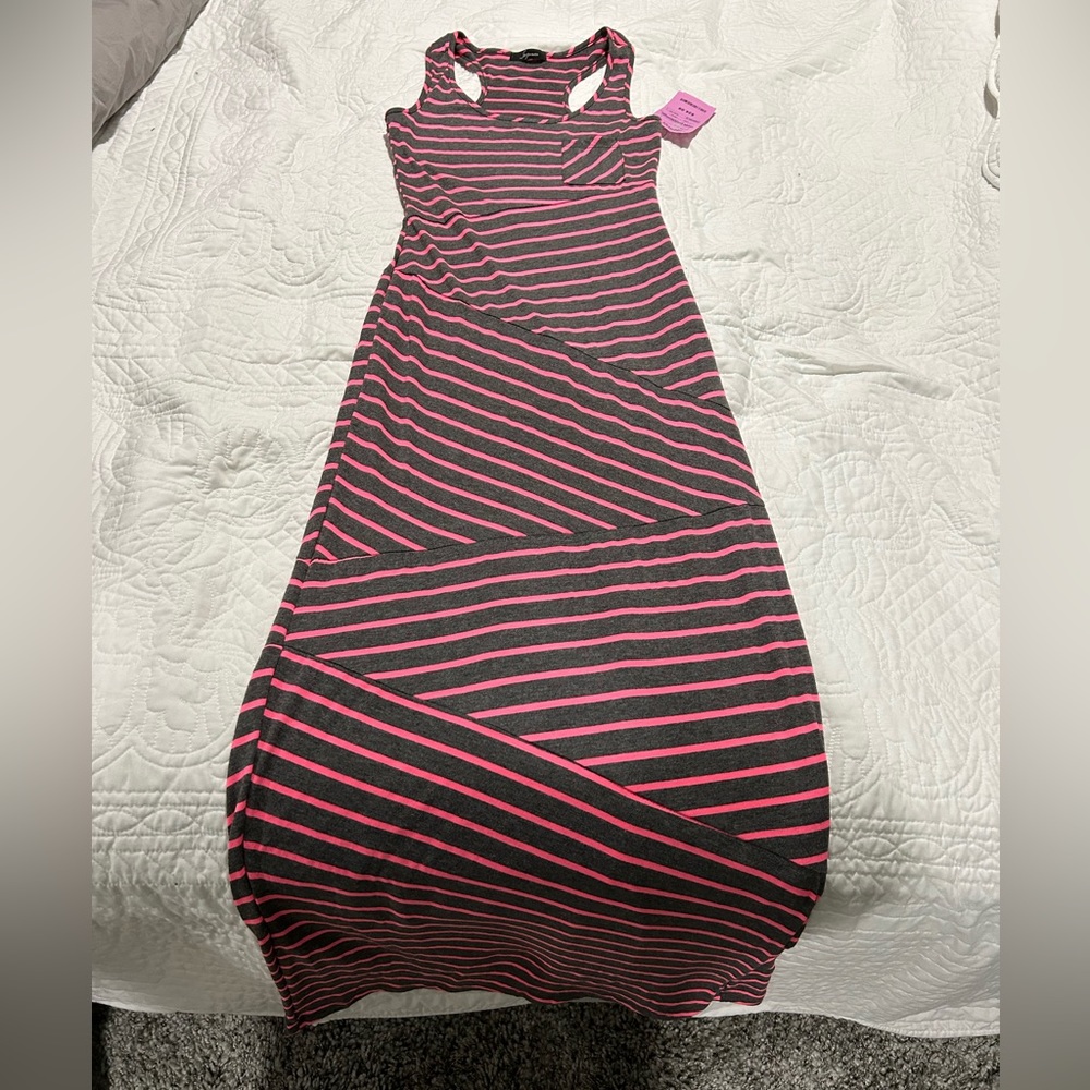 NWT pink and gray striped column maxi dress with pocket. Size xs.